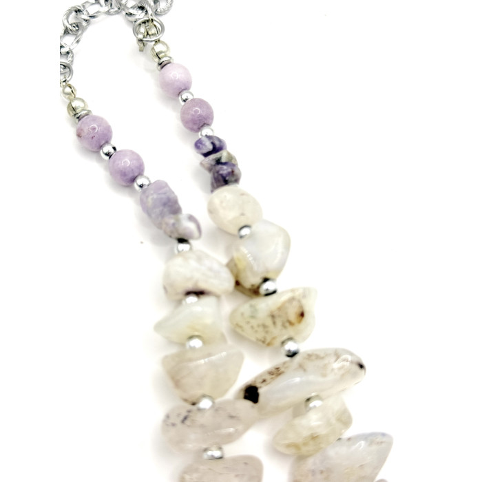 Ожерелье из натуральных камней: кварц и аметист