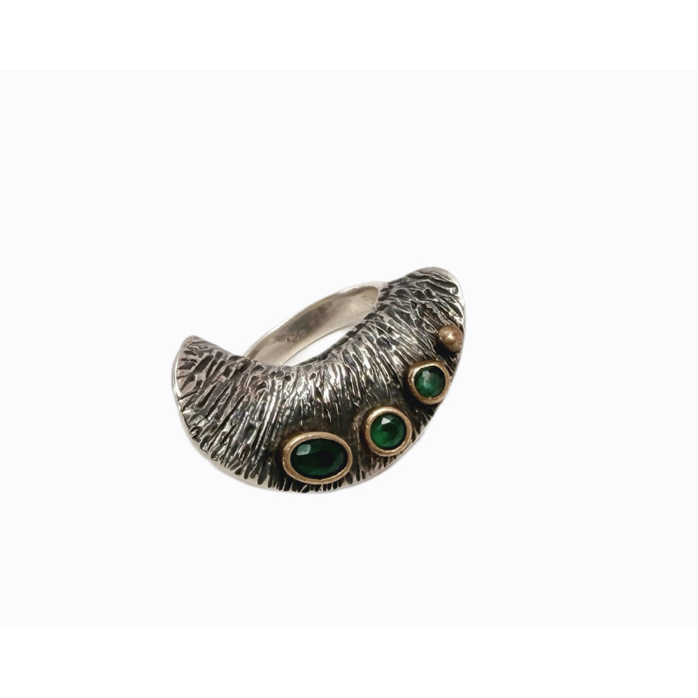 Авторское кольцо из серебра 925 с чернением, золочением и изумрудами