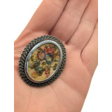 סיכת וינטג' "הרבריום" עם פרחים טבעיים מיובשים