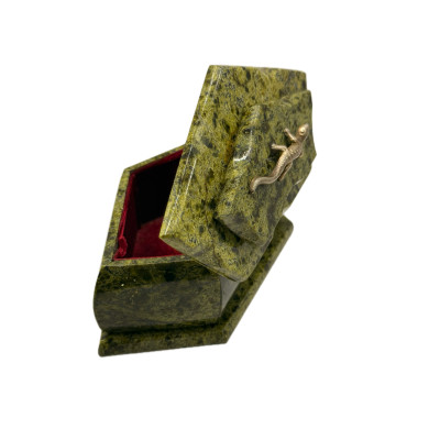 קופסה מזמייביק (Serpentinite