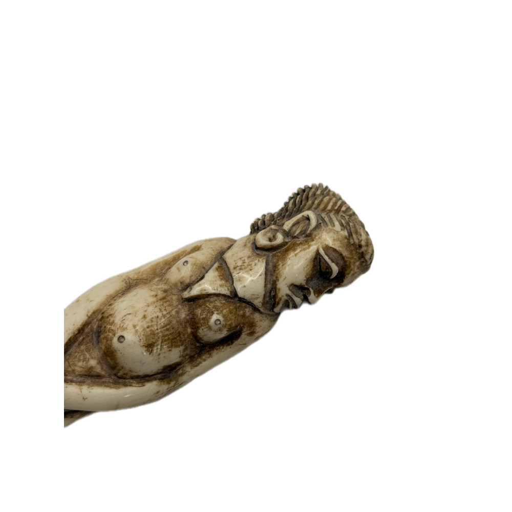 Африканская резная фигурка из слоновой кости