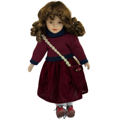 Коллекционная фарфоровая кукла в винтажном наряде