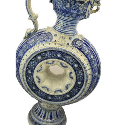 קנקן קרמי עתיק מסוג Ringkanne — ווסטרוולד, גרמניה, סוף המאה ה־19