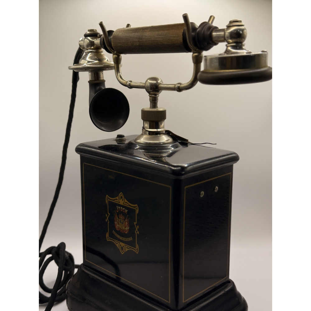 Антикварный настольный телефон с ручным индуктором Jydsk Telefon | Дания, 1890–1920 гг.