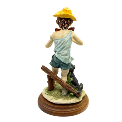 Фарфоровая статуэтка в стиле Каподимонте «Мальчик с арбузом» — Италия