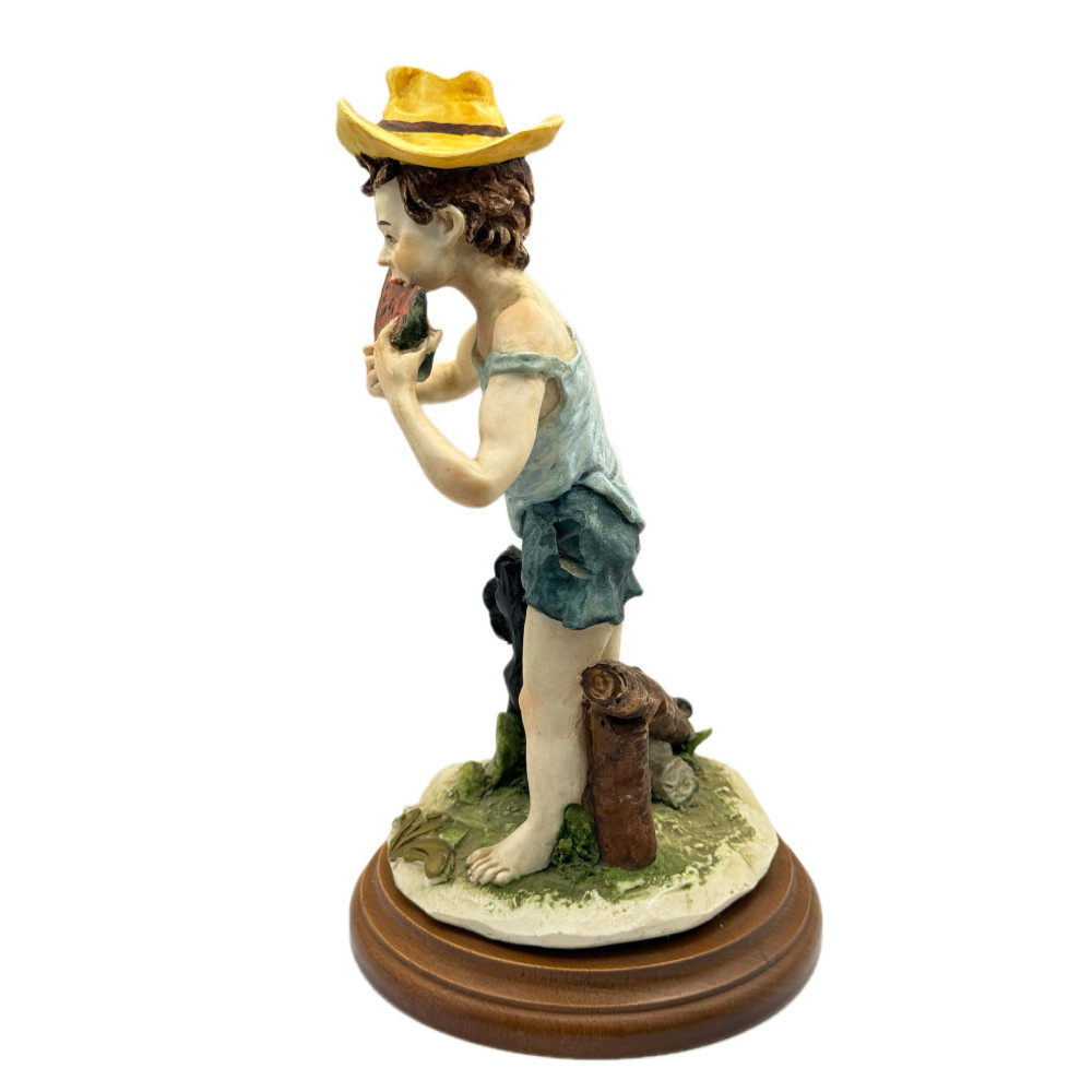 Фарфоровая статуэтка в стиле Каподимонте «Мальчик с арбузом» — Италия