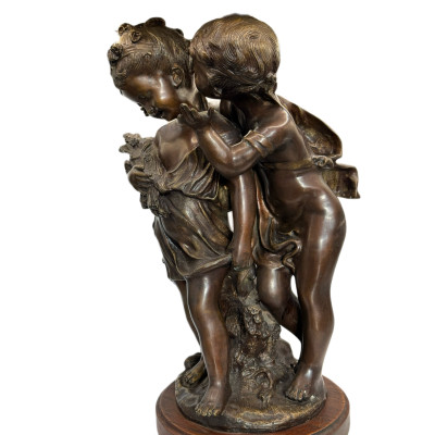 פסל ברונזה עתיק ״הסוד״ (Un Secret) / Allegorische Kinderfiguren אחרי אוגוסט מורו (After Auguste Moreau, 1834–1917)